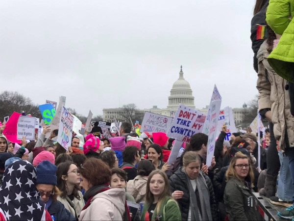 Womens March protesters with Capitol Building in background (Image Credit: Beth Blake)