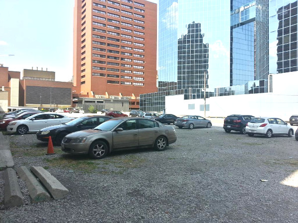 Cars parked at 28-32 James Street South