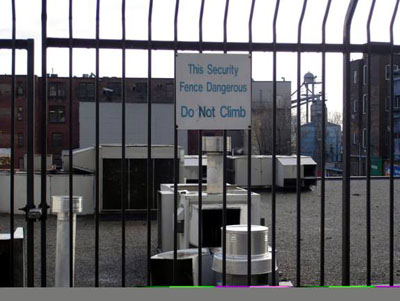 This security fence dangerous: do not climb