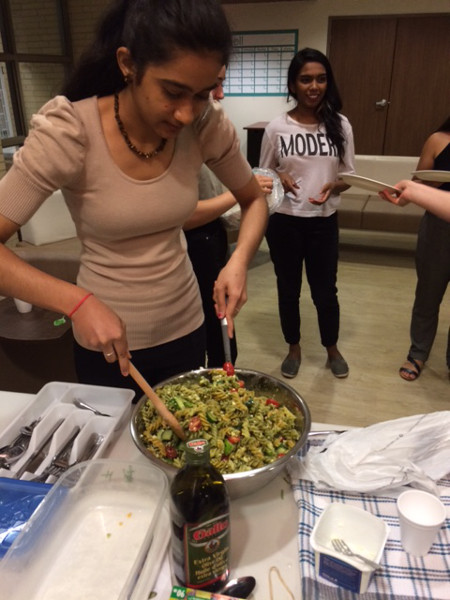 Students preparing meals in the Food for Thought program
