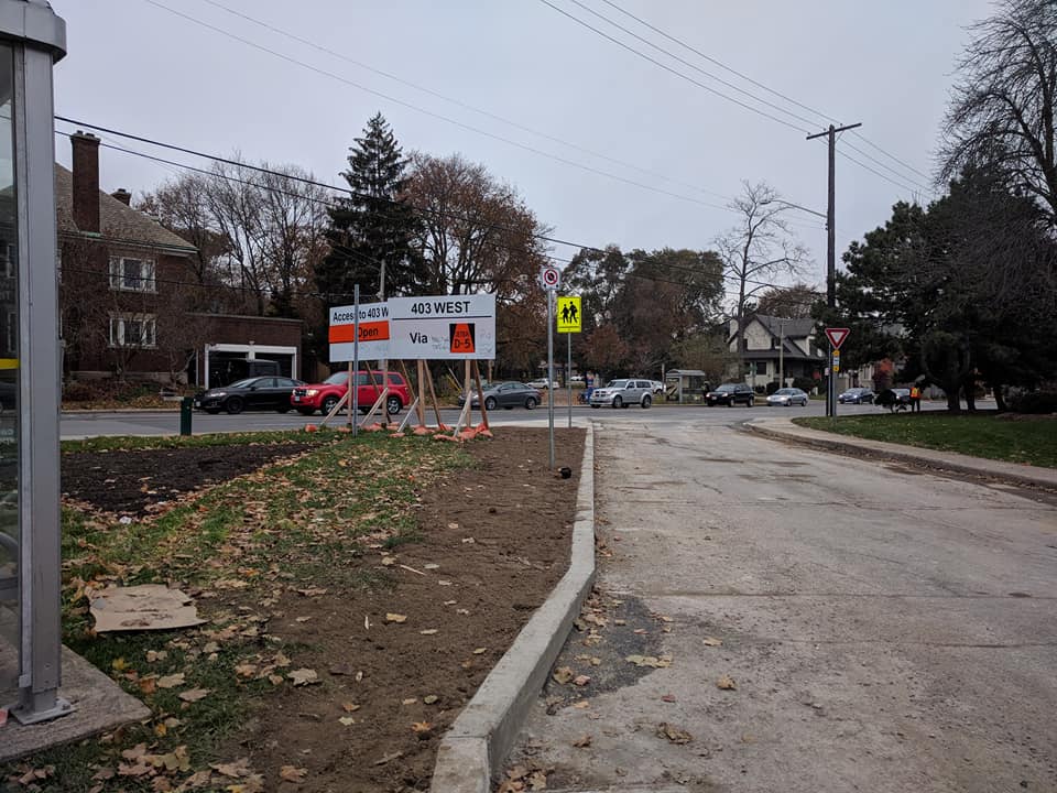 Narrowed slip lane