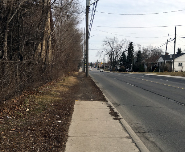 Sidewalk not continuous on Fennell east of West 5th