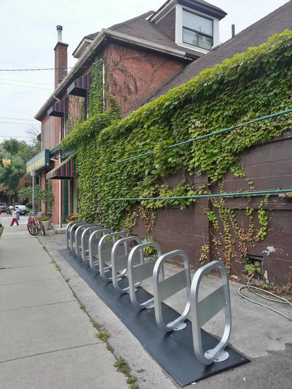 Bike share station at Charlton and Locke