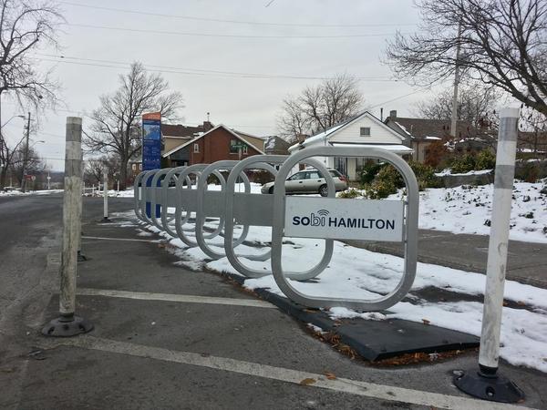 Bike share station, Bay and Macaulay