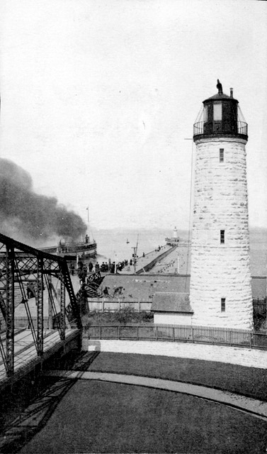 canal_lighthouse_08.jpg