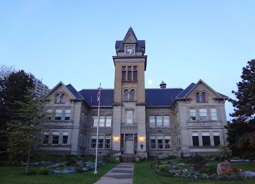 Central School (RTH file photo)