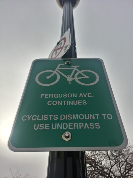 'Cyclists dismount' sign at Ferguson underpass