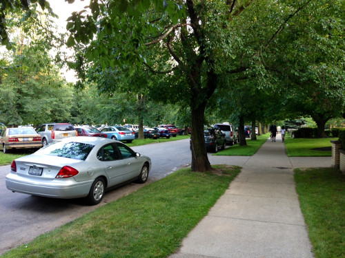 Typical boulevard sidewalk design with 24-7 parking