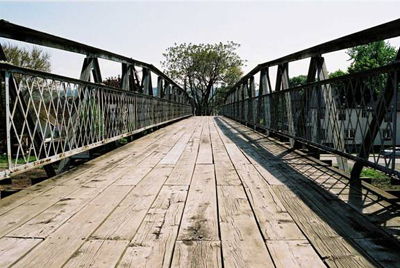 Crossing the bridge (Photo Credit: Andrew Stevenson)