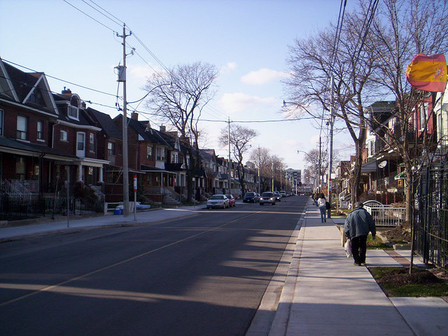 Lansdowne Avenue, Toronto (Image Credit: Joe at Biking Toronto/Flickr)