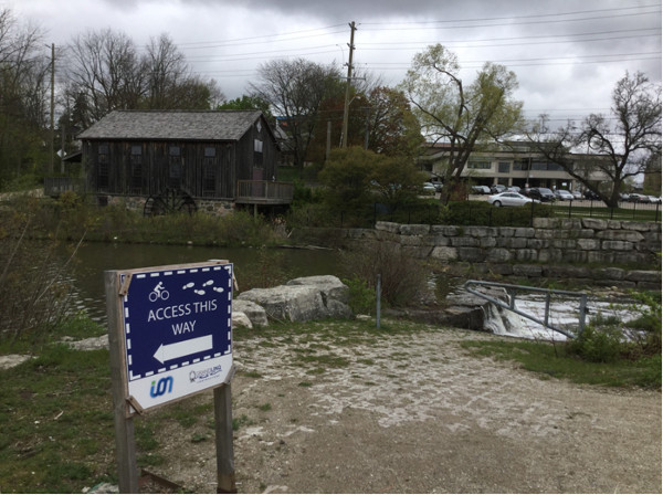 Even scenic pedestrian paths include detour wayfinding (Image Credit: Mark Rejhon)