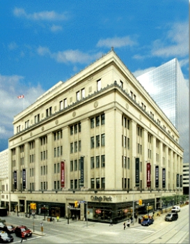 College Park, 444 Yonge Street, Toronto (Photo Credit: http://www.torontocollegepark.com/)