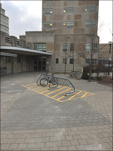 West pedestrian plaza. The area in the yellow stripes was used for automobile storage.