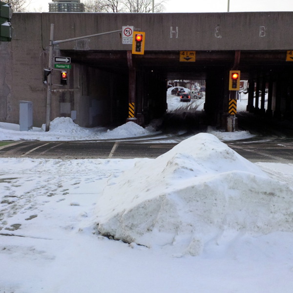 Left turn lane from Catharine onto Hunter