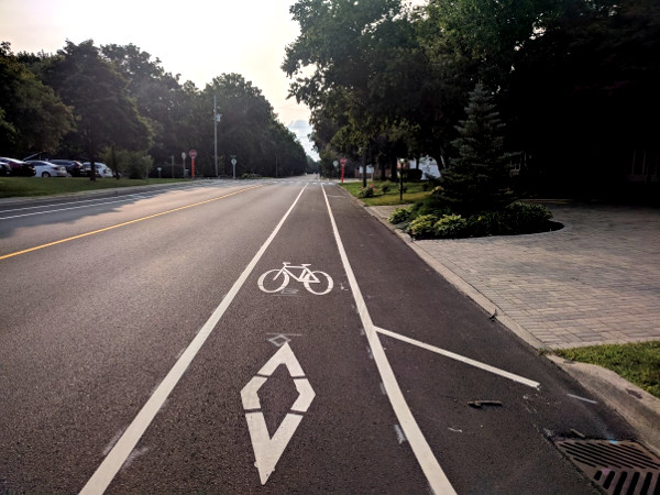 Buffer on right side of eastbound bike lane