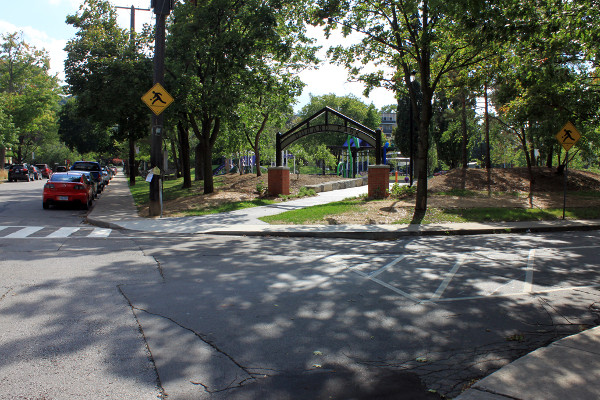 'Children At Play' sign at Durand Park