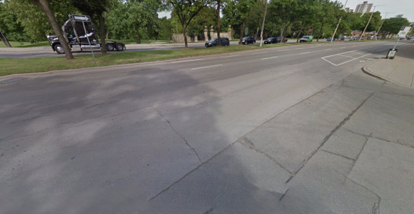 Side street onto York Boulevard (Image Credit: Google Street View)